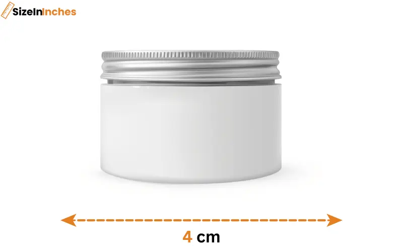 how big is 4 cm