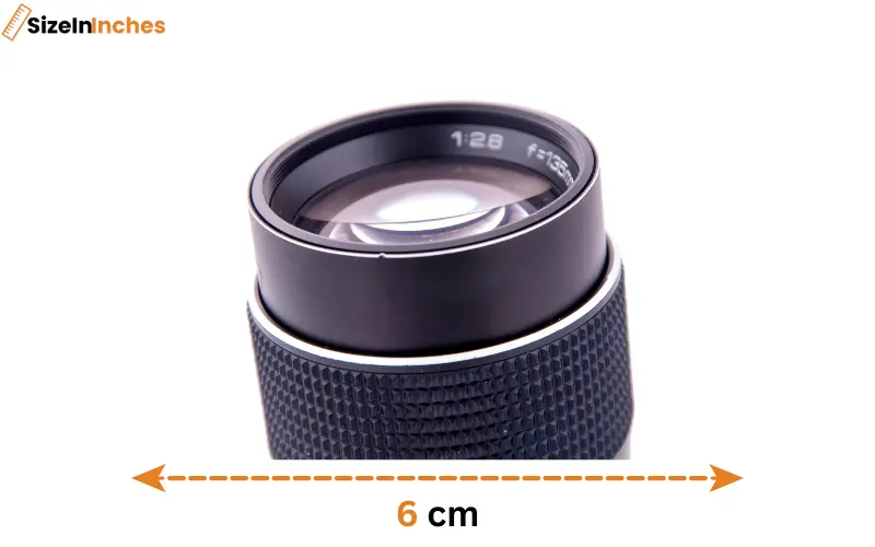 how big is 6 cm