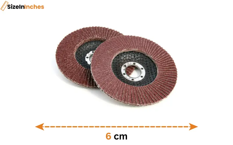 how big is 6 cm
