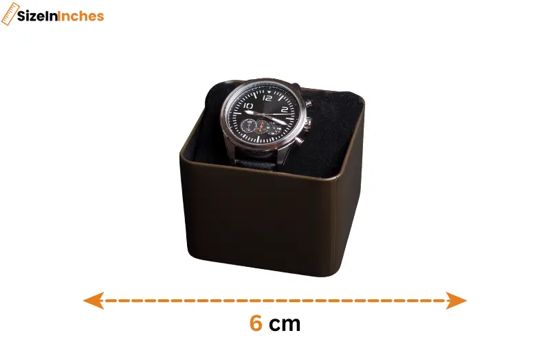how big is 6 cm