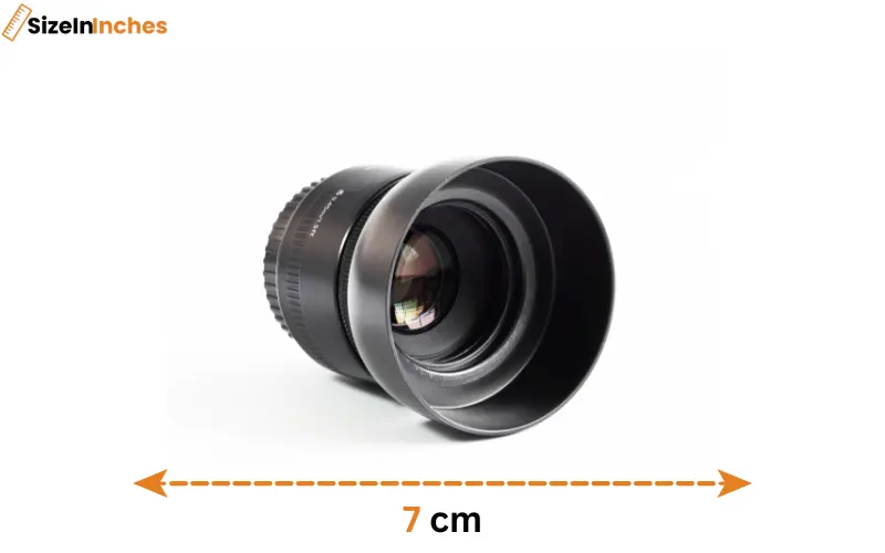 how big is 7 cm