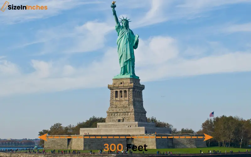 how long is 300 feet